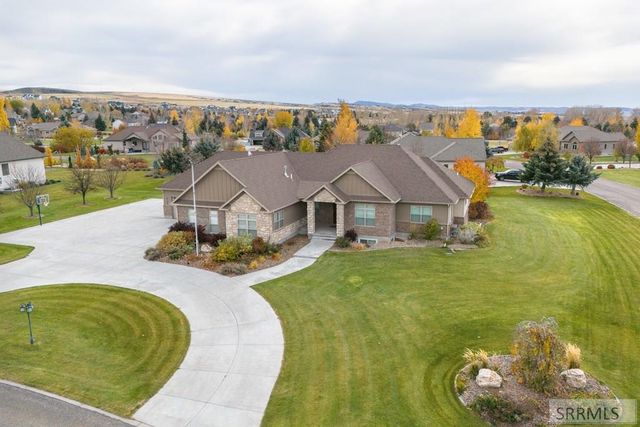 6138 Pheasant Drive, Ammon, ID 83401