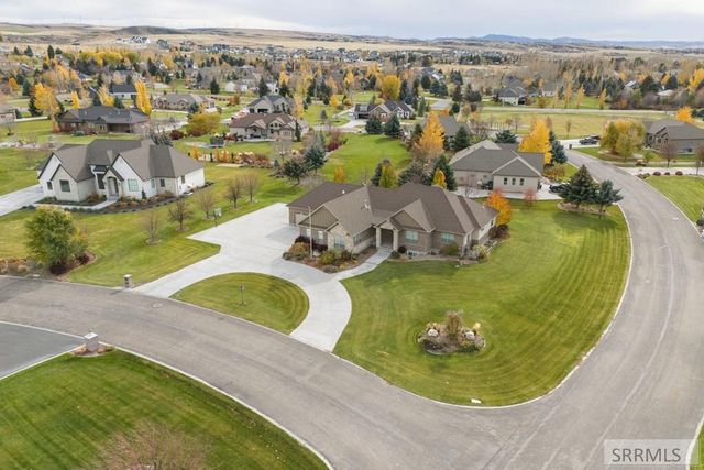 6138 Pheasant Drive, Ammon, ID 83401