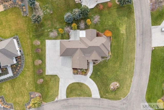 6138 Pheasant Drive, Ammon, ID 83401