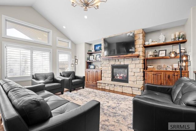 6138 Pheasant Drive, Ammon, ID 83401