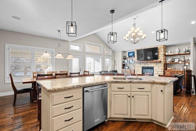 6138 Pheasant Drive, Ammon, ID 83401