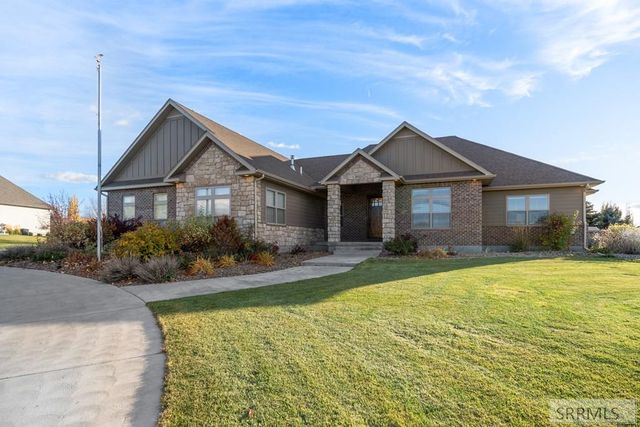 6138 Pheasant Drive, Ammon, ID 83401
