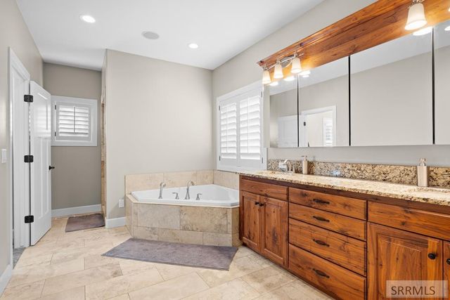 6138 Pheasant Drive, Ammon, ID 83401