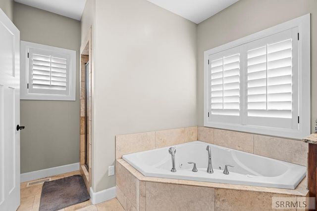 6138 Pheasant Drive, Ammon, ID 83401