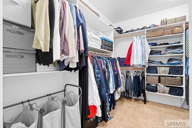 6138 Pheasant Drive, Ammon, ID 83401