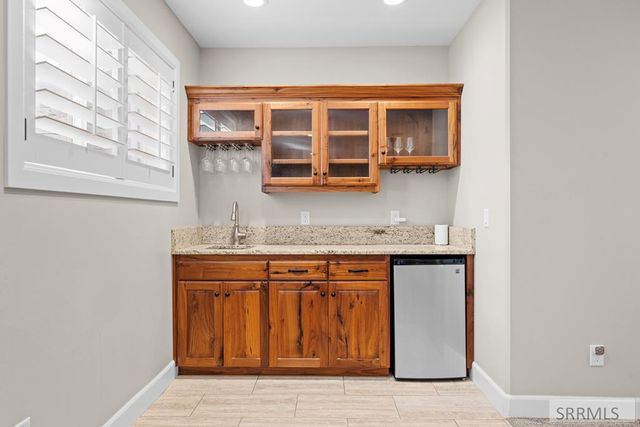 6138 Pheasant Drive, Ammon, ID 83401