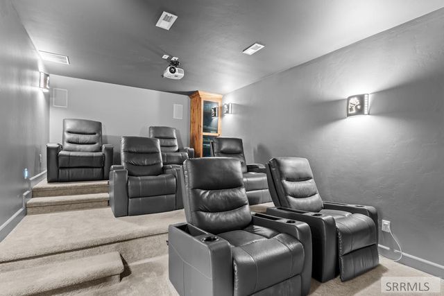 6138 Pheasant Drive, Ammon, ID 83401