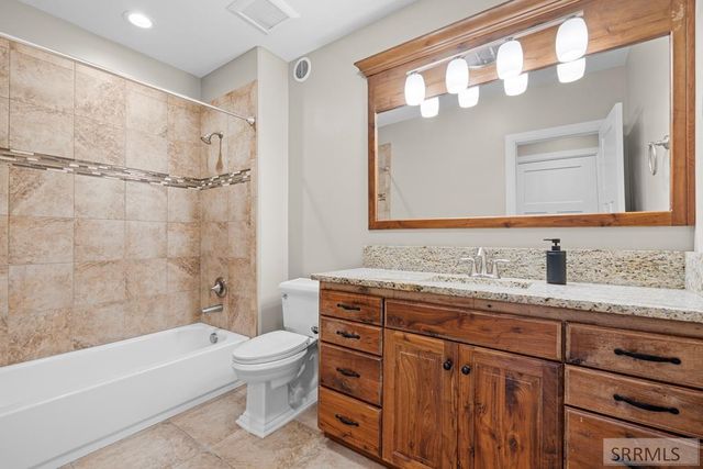 6138 Pheasant Drive, Ammon, ID 83401