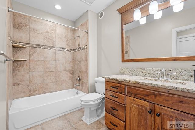 6138 Pheasant Drive, Ammon, ID 83401