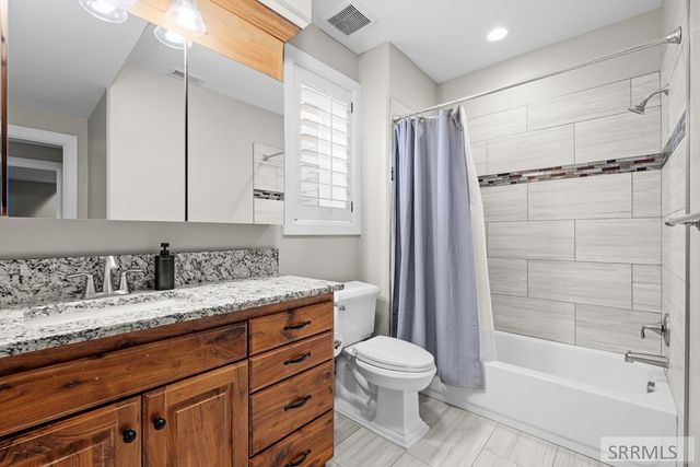 6138 Pheasant Drive, Ammon, ID 83401