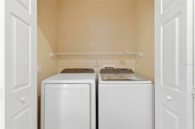 1386 GRANTHAM DRIVE, Sarasota, FL 34234