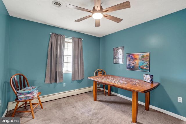 2755 WILLAPA DR, Dover, PA 17315