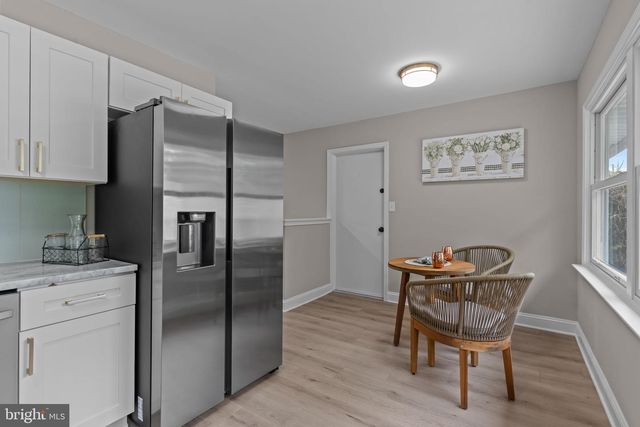14 IRIS RD, Levittown, PA 19057