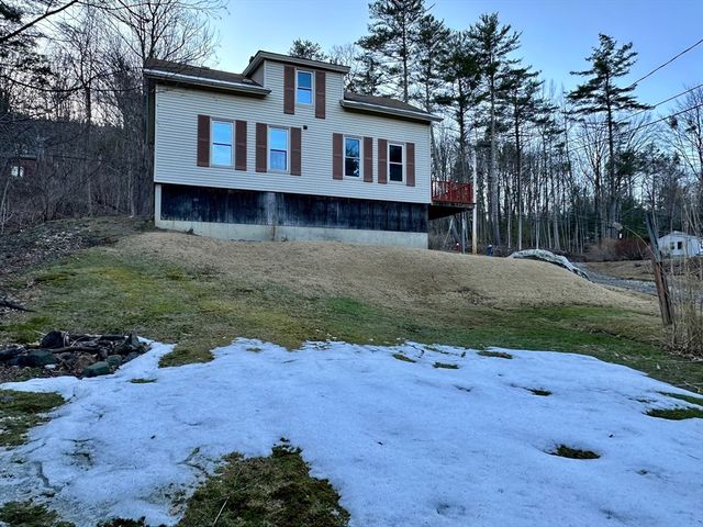 13 Bray Rd, Buckland, MA 01370