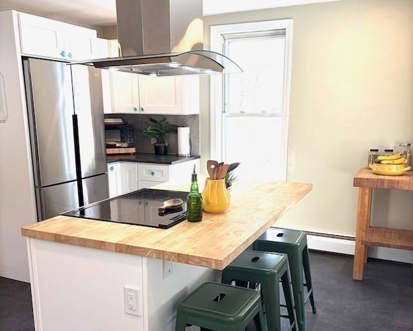 13 Bray Rd, Buckland, MA 01370