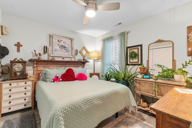 220 Kings Crossing Loop, Garden City Beach, SC 29576