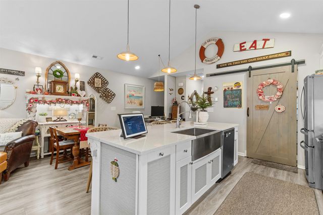 220 Kings Crossing Loop, Garden City Beach, SC 29576