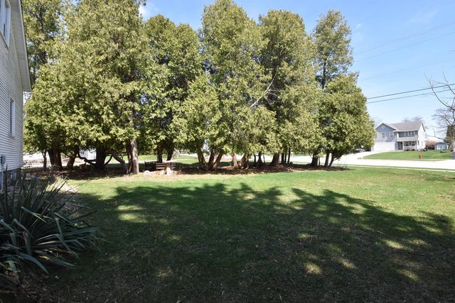 6807 S Pennsylvania AVENUE, Oak Creek, WI 53154
