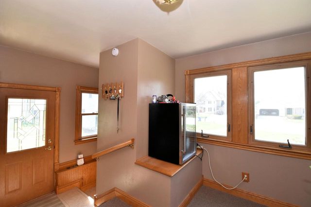 6807 S Pennsylvania AVENUE, Oak Creek, WI 53154