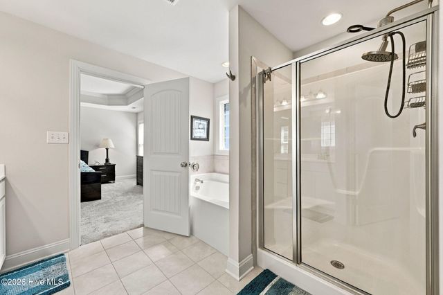 517 White Shoal Way, Sneads Ferry, NC 28460