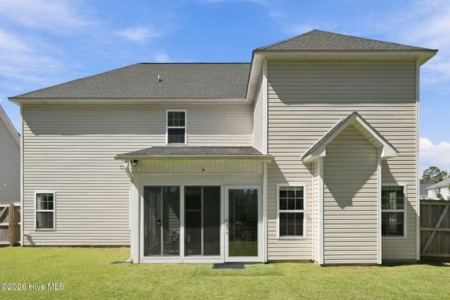 517 White Shoal Way, Sneads Ferry, NC 28460
