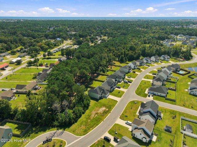 517 White Shoal Way, Sneads Ferry, NC 28460
