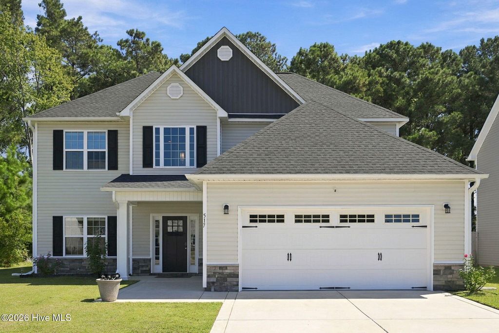 517 White Shoal Way, Sneads Ferry, NC 28460
