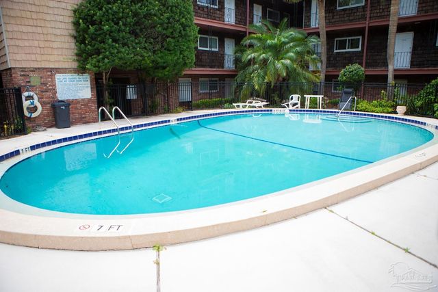 300 Bayou Blvd 106, Pensacola, FL 32503