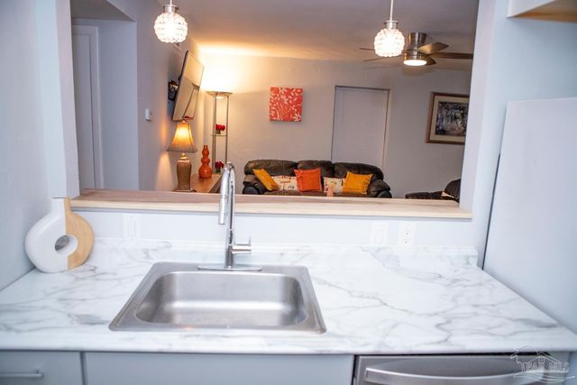 300 Bayou Blvd 106, Pensacola, FL 32503