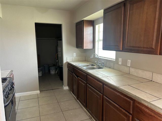 8910 Strathmore Drive, Houston, TX 77078
