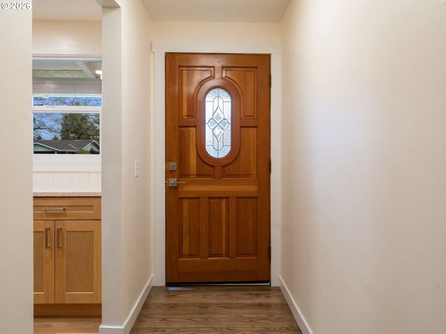 13045 Se ANKENY St, Portland, OR 97233