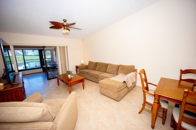 727 Sunny Pine Way F, Greenacres, FL 33415