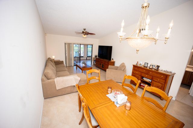 727 Sunny Pine Way F, Greenacres, FL 33415