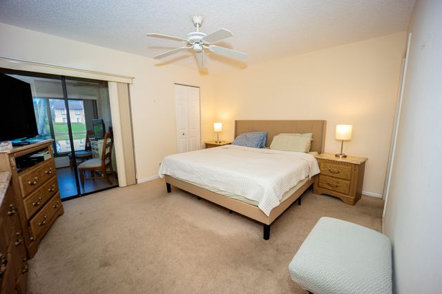 727 Sunny Pine Way F, Greenacres, FL 33415