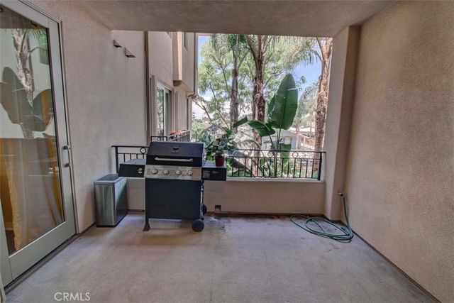 401 Bernard Street 206, Costa Mesa, CA 92627