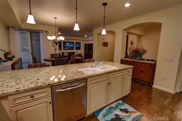 401 Bernard Street 206, Costa Mesa, CA 92627