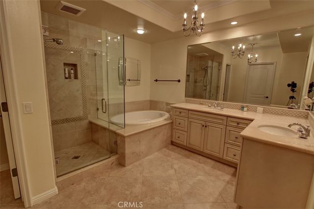 401 Bernard Street 206, Costa Mesa, CA 92627