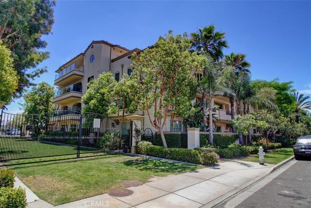401 Bernard Street 206, Costa Mesa, CA 92627