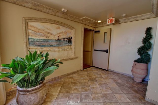 401 Bernard Street 206, Costa Mesa, CA 92627