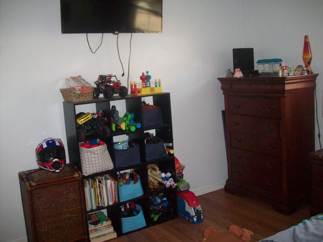 8211 Wood Haven RD, Roanoke, VA 24019