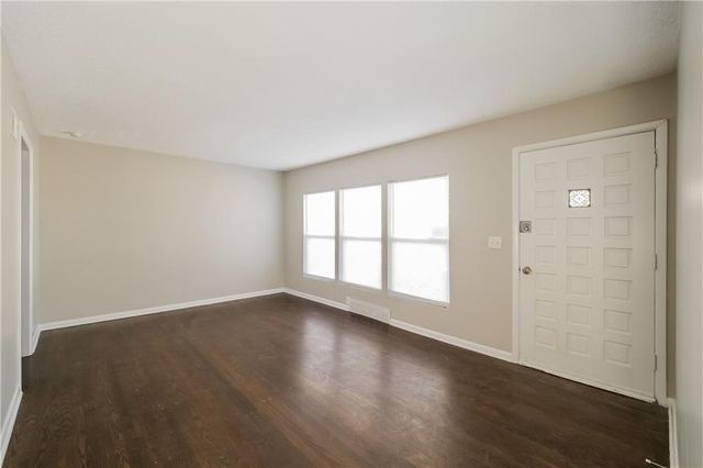 5715 Lathrop Avenue, Kansas City, KS 66104