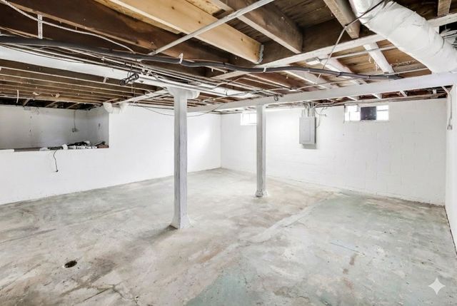 14895 W Russell Road, Zion, IL 60099