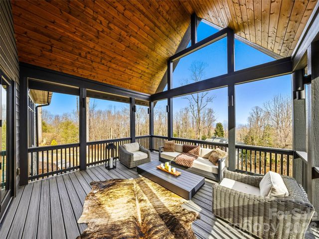 241 Tower Circle, Laurel Park, NC 28739