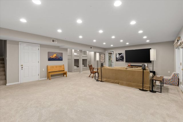 10 Pebble Lane, Signal Mountain, TN 37377