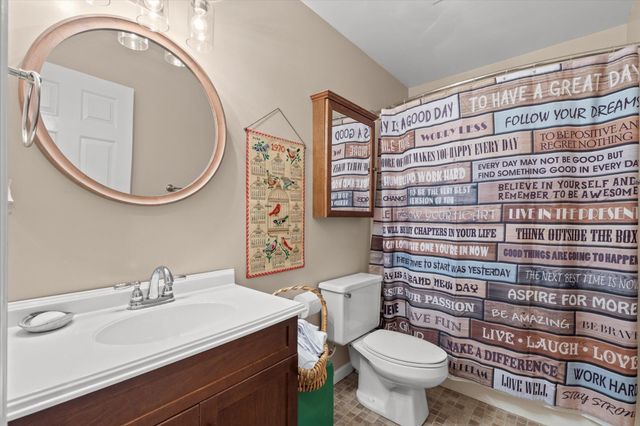 10 Pebble Lane, Signal Mountain, TN 37377