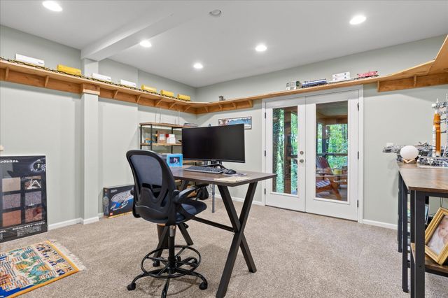 10 Pebble Lane, Signal Mountain, TN 37377