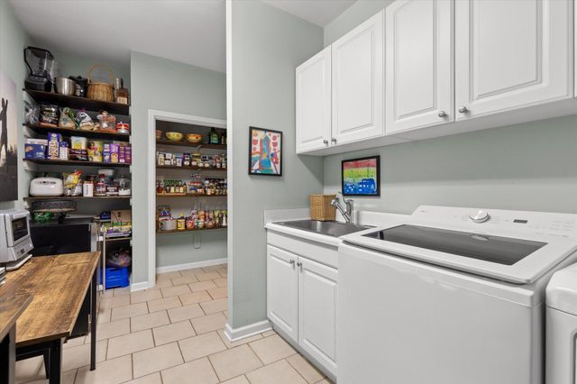 10 Pebble Lane, Signal Mountain, TN 37377