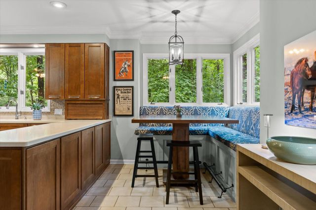 10 Pebble Lane, Signal Mountain, TN 37377