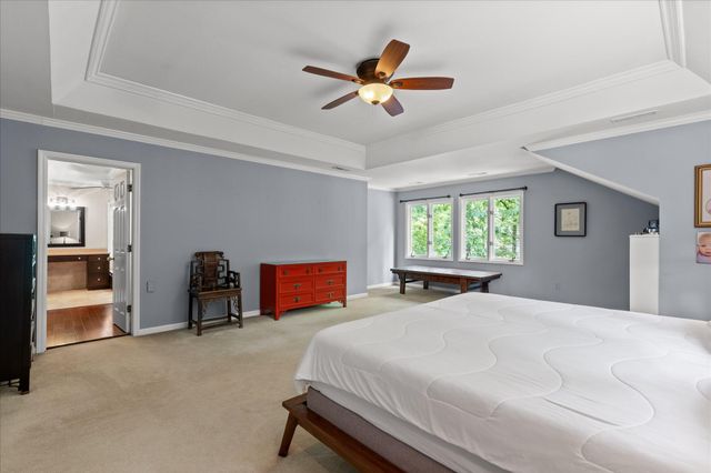 10 Pebble Lane, Signal Mountain, TN 37377