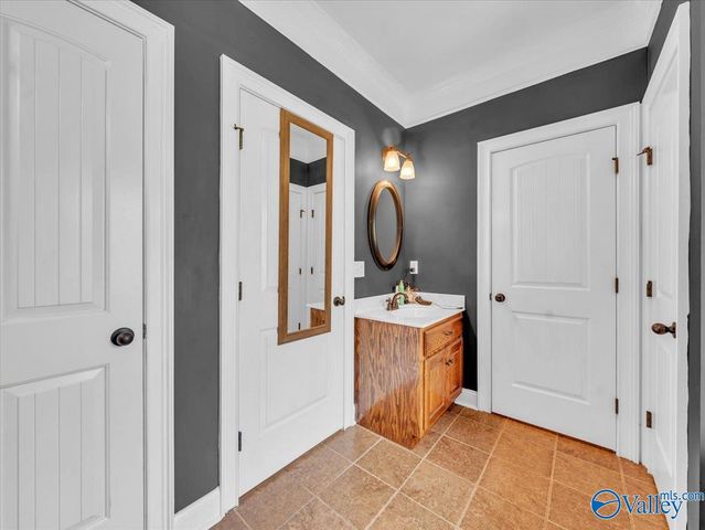 19100 Moyers Road, Athens, AL 35611